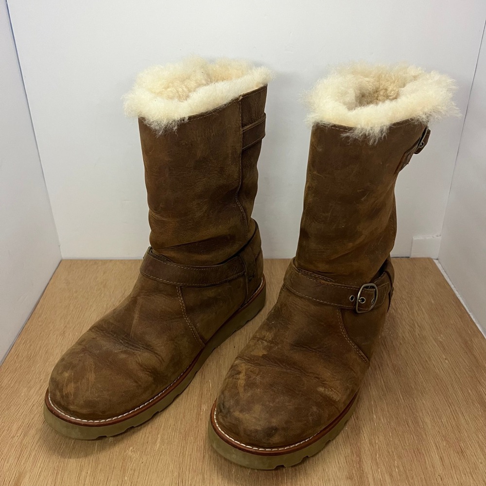 UGG Noira Leather Sheepskin Waterproof Moto Buckle Boots Womens 9 Brown FallCozy